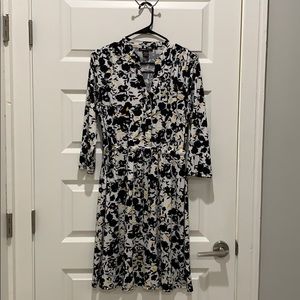 Robert Louis dress like new! 3-4 sleeves.